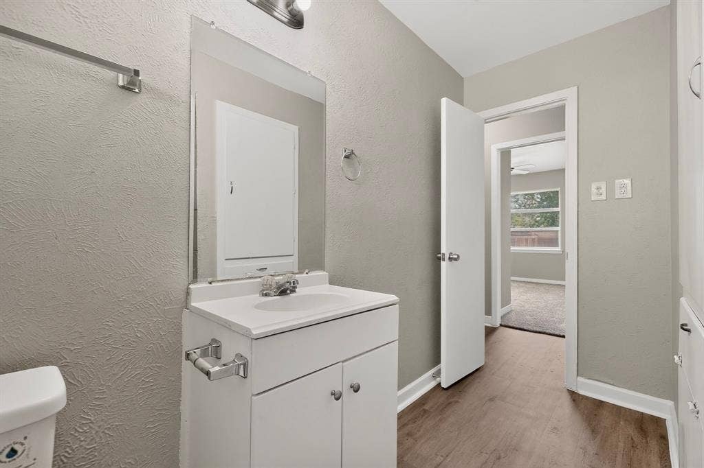 2021 Proctor Drive, Grand Prairie, TX 75051 2021 Proctor Drive, Grand Prairie, TX 75051