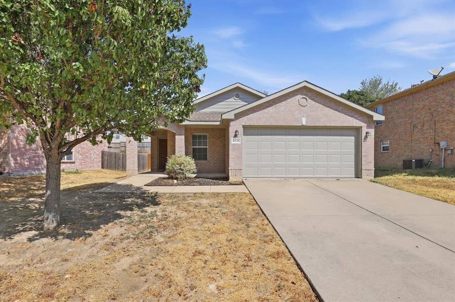 Property photo for 2328 Gabriel Drive, McKinney, TX