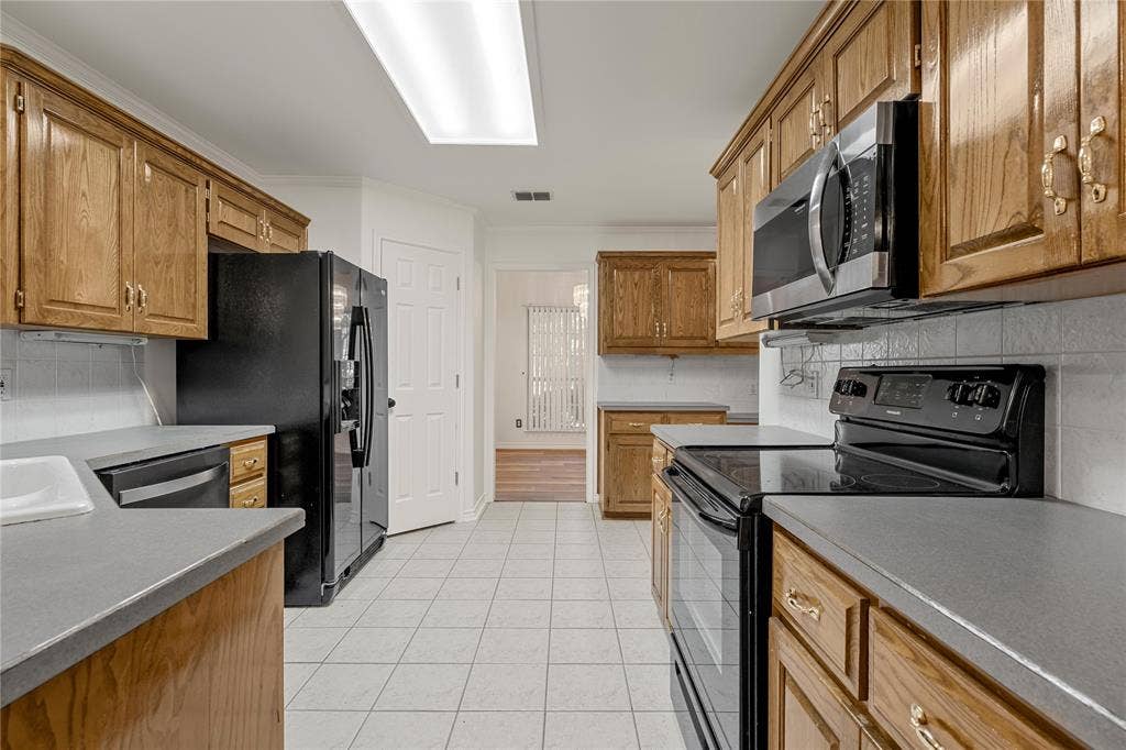 6006 WILDCAT Drive, Temple, TX 76502 6006 WILDCAT Drive, Temple, TX 76502