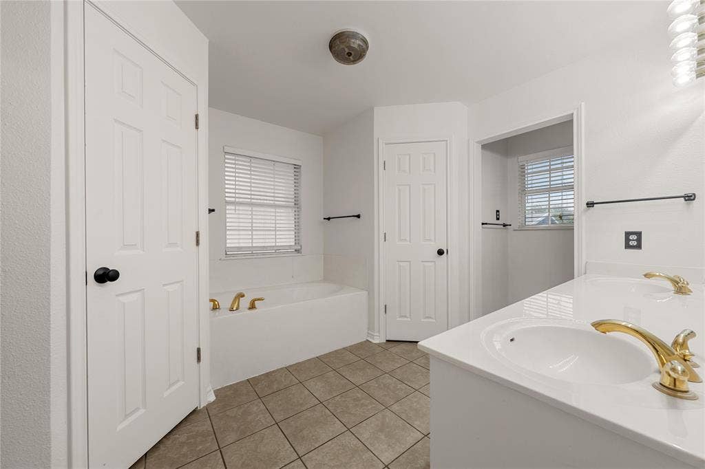 6006 WILDCAT Drive, Temple, TX 76502 6006 WILDCAT Drive, Temple, TX 76502