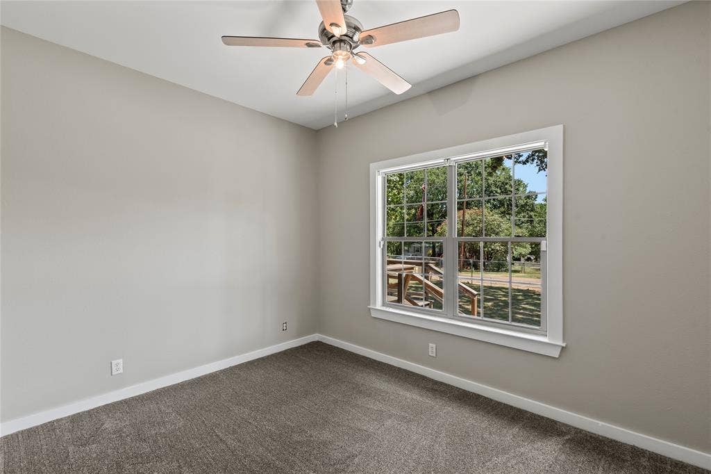 109 Bayview Street, Gun Barrel City, TX 75156 109 Bayview Street, Gun Barrel City, TX 75156