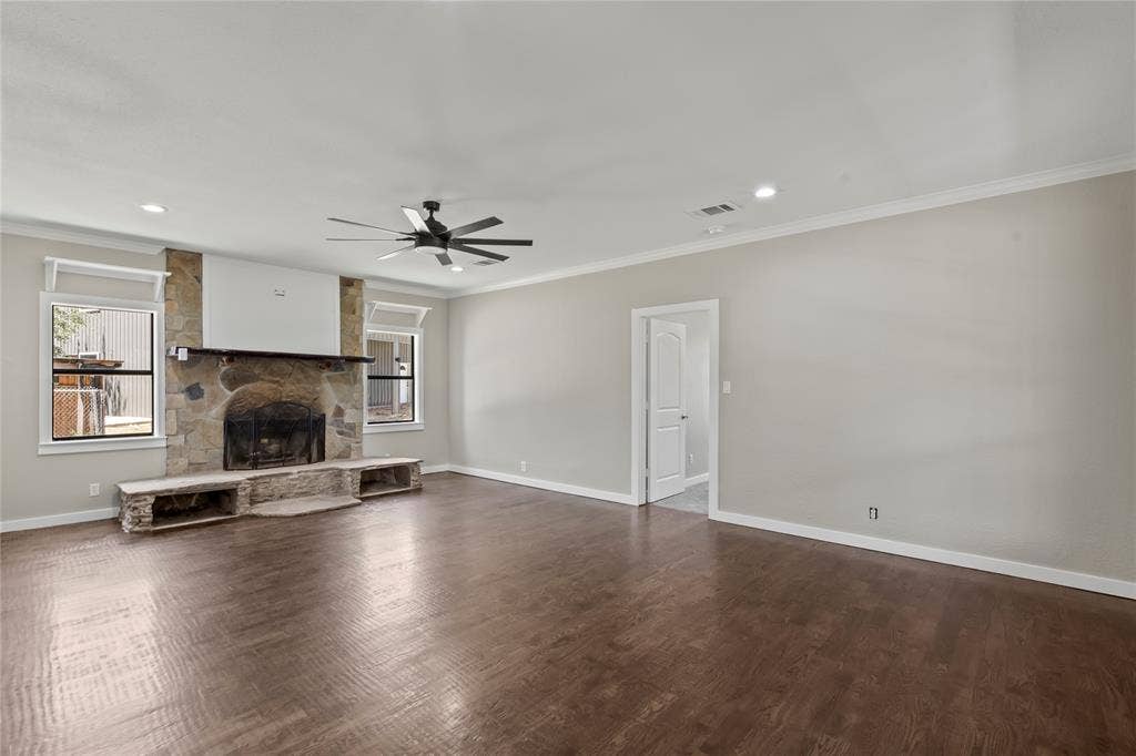 109 Bayview Street, Gun Barrel City, TX 75156 109 Bayview Street, Gun Barrel City, TX 75156