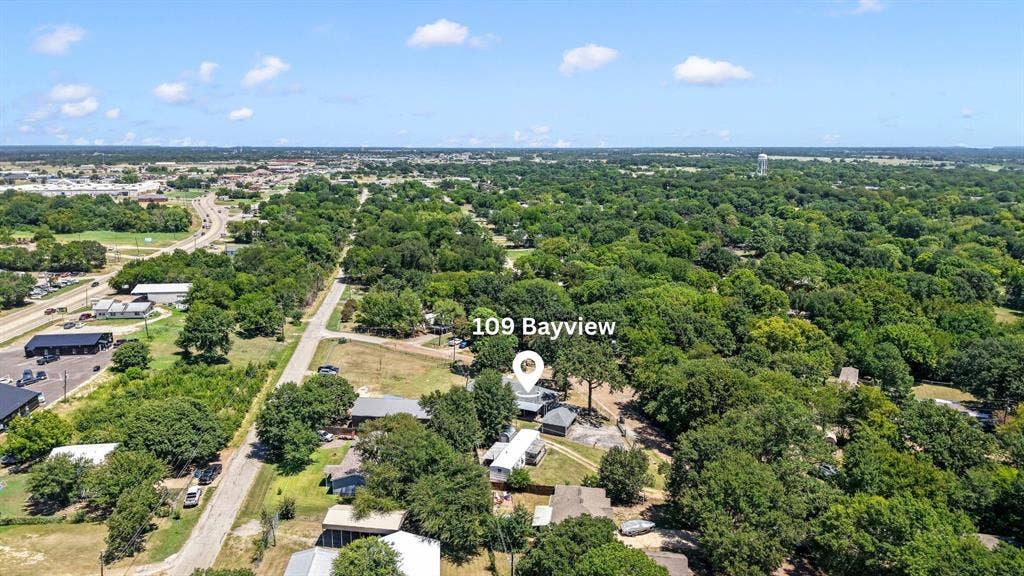 109 Bayview Street, Gun Barrel City, TX 75156 109 Bayview Street, Gun Barrel City, TX 75156