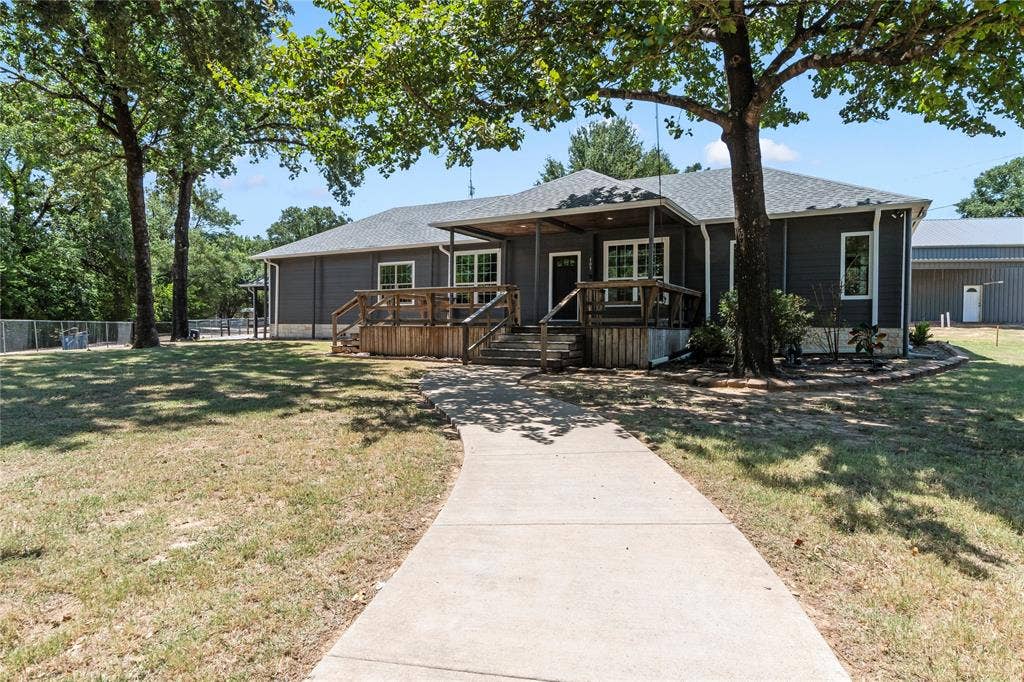 109 Bayview Street, Gun Barrel City, TX 75156 109 Bayview Street, Gun Barrel City, TX 75156