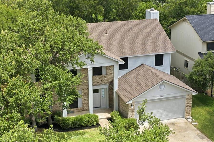 Property photo for 1612 Hermitage Drive, Round Rock, TX