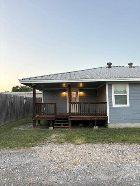 987 Radecke Road, Krum, TX 76249