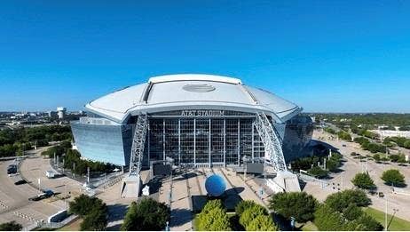 5209 Manhassett Drive, Arlington, TX 76018 Minutes from the Dallas Cowboy’s Stadium!