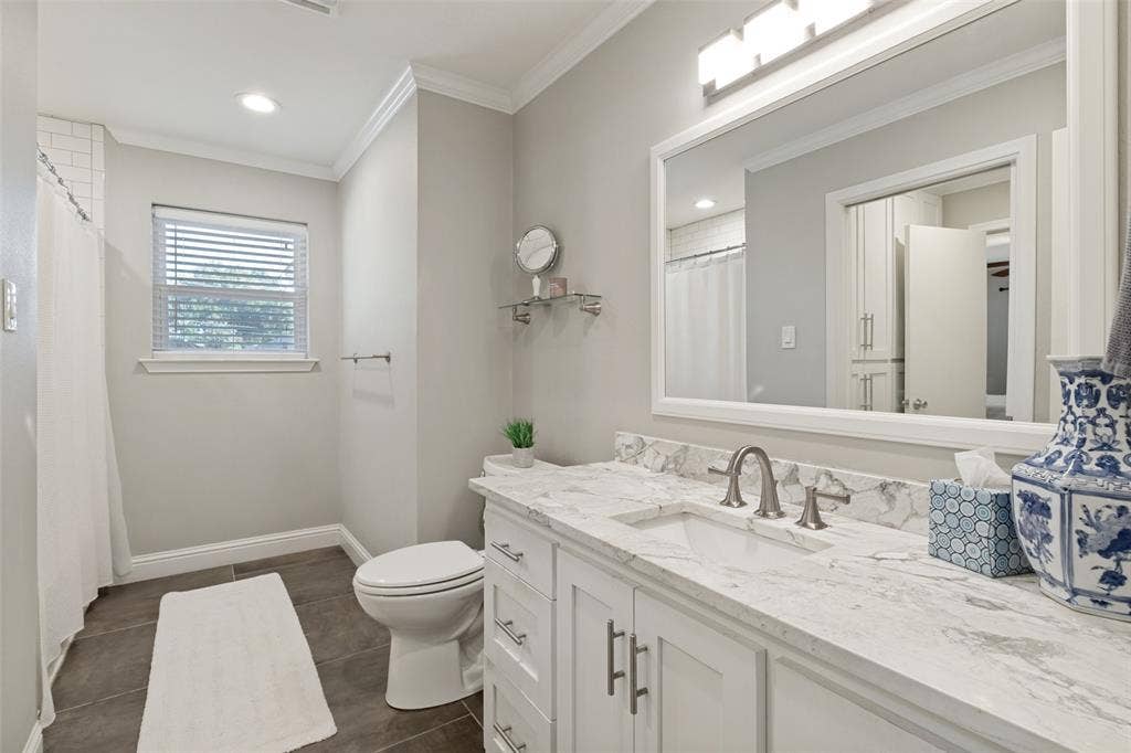 1560 Mapleton Drive, Dallas, TX 75228