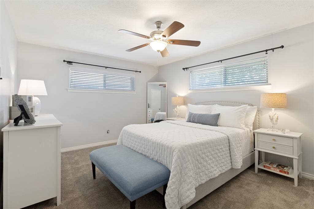 1560 Mapleton Drive, Dallas, TX 75228
