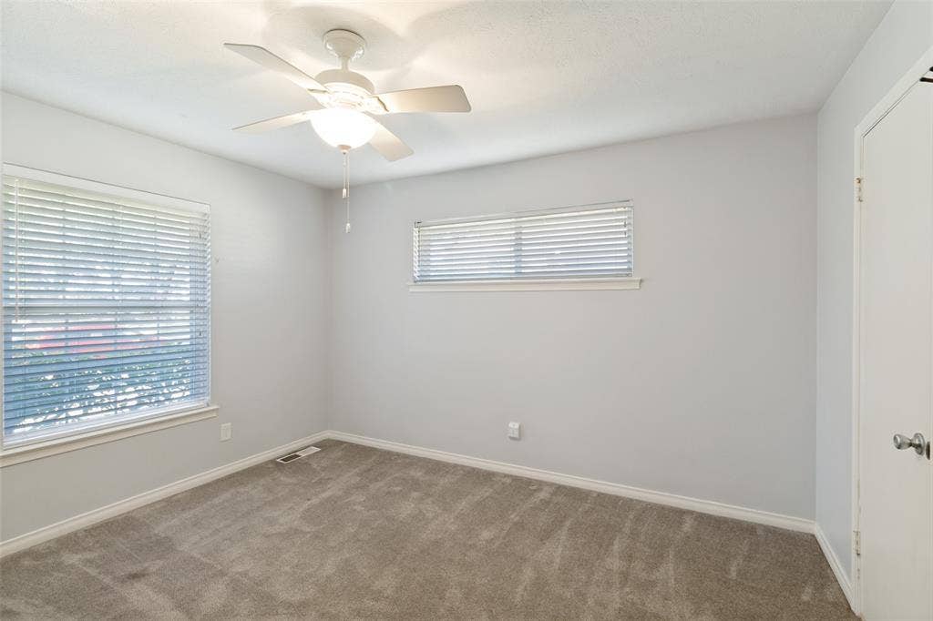 1560 Mapleton Drive, Dallas, TX 75228