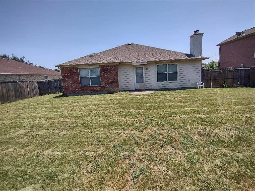 1613 Wavecrest Drive, Glenn Heights, TX 75154 1613 Wavecrest Drive, Glenn Heights, TX 75154