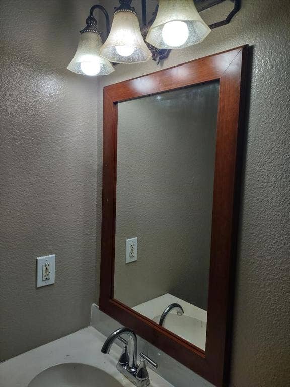 1613 Wavecrest Drive, Glenn Heights, TX 75154 1613 Wavecrest Drive, Glenn Heights, TX 75154