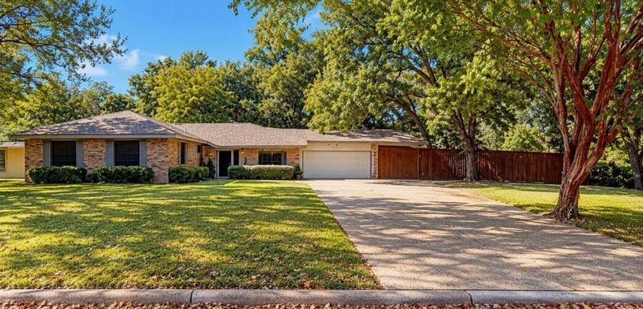 Property photo for 737 Judy Lane, Seagoville, TX