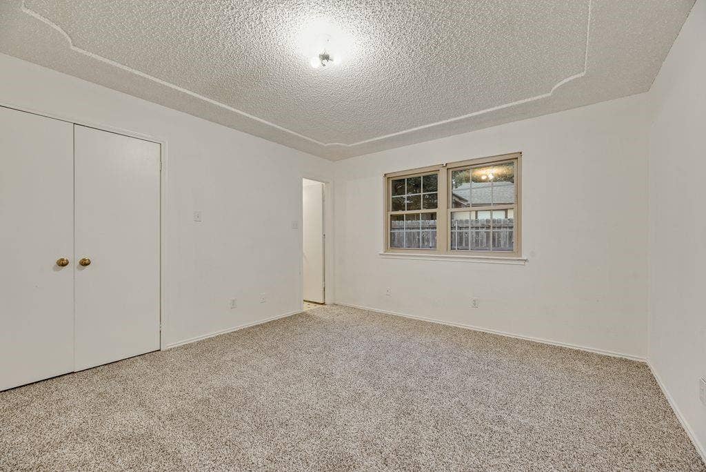 2804 Weston Drive, Denton, TX 76209
