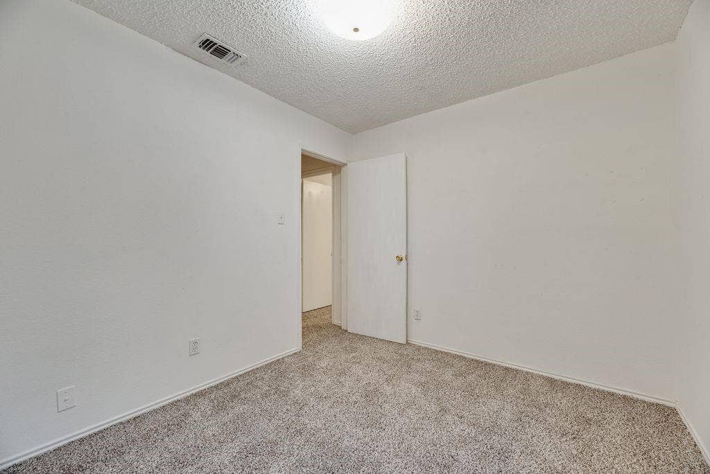 2804 Weston Drive, Denton, TX 76209