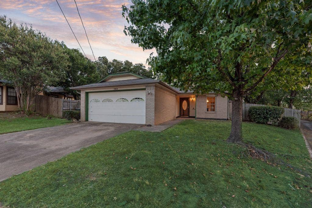 2804 Weston Drive, Denton, TX 76209