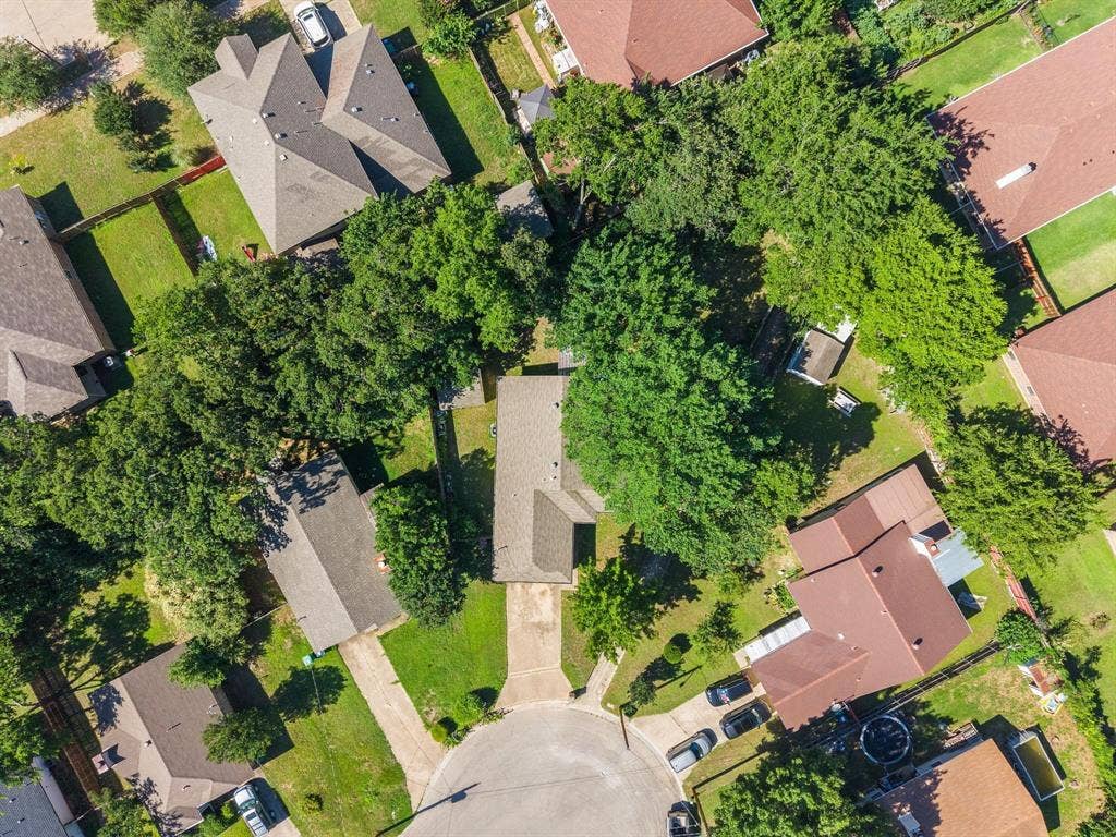 2804 Weston Drive, Denton, TX 76209