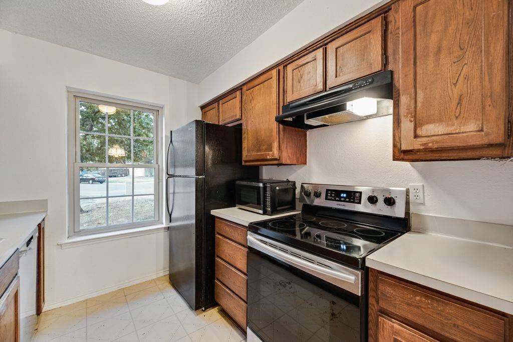 2804 Weston Drive, Denton, TX 76209