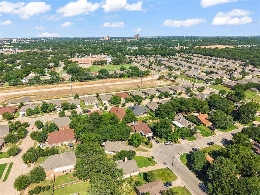 2804 Weston Drive, Denton, TX 76209