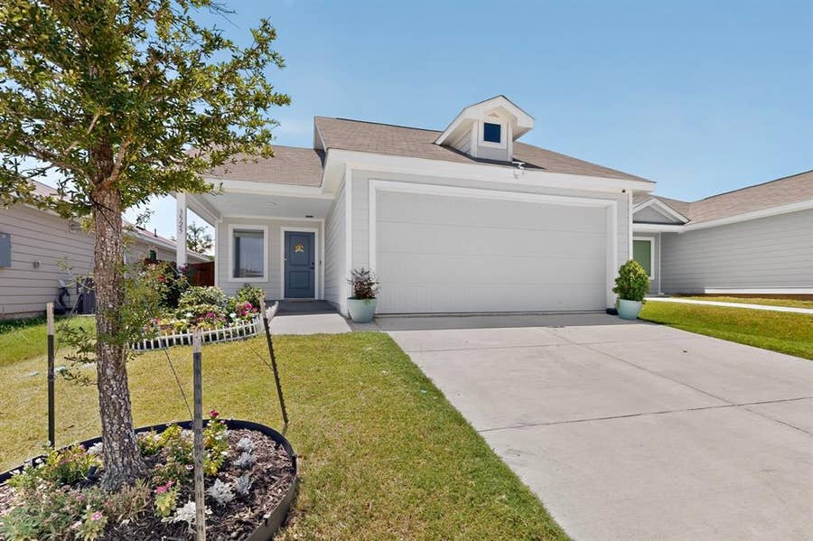 Property photo for 3525 Flicker Lane, McKinney, TX