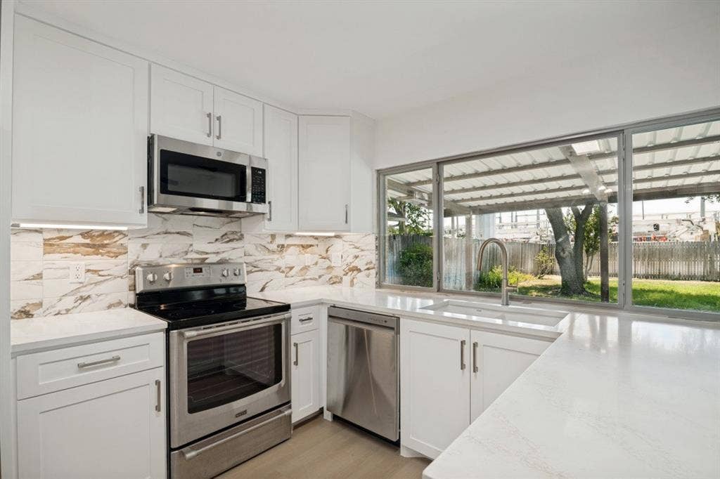 3126 High Plateau, Garland, TX 75044 3126 High Plateau, Garland, TX 75044