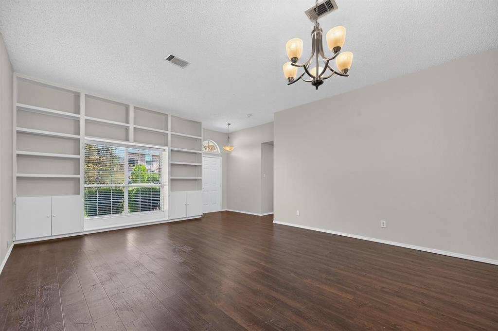3960 Bexhill Drive, Plano, TX 75025 3960 Bexhill Drive, Plano, TX 75025