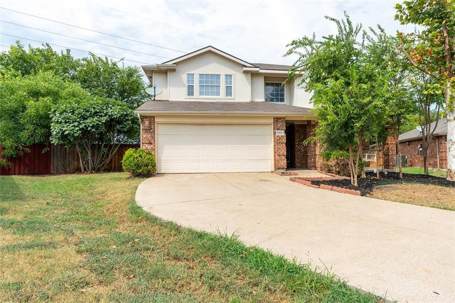 Property photo for 2304 Glenhaven Drive, McKinney, TX