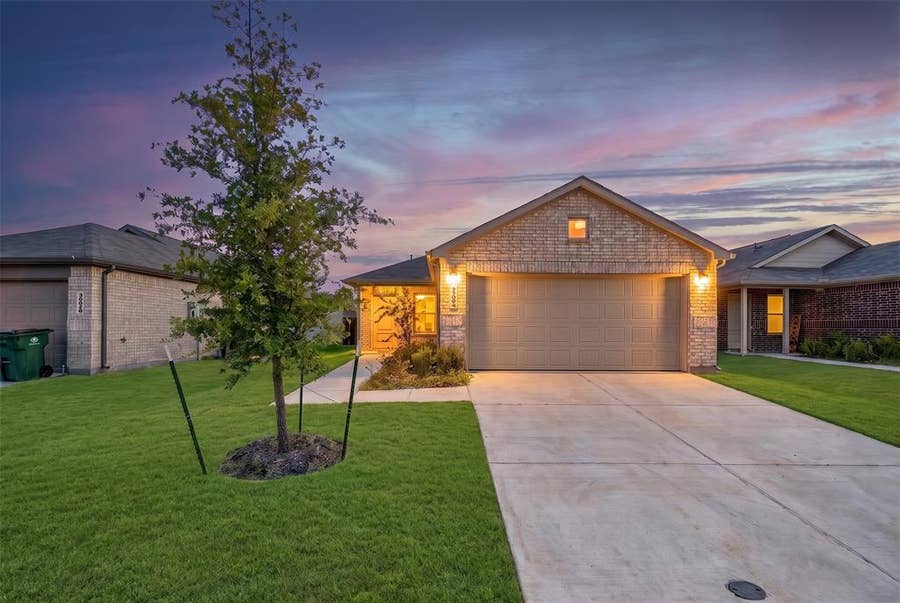 Property photo for 3332 Watterson Way, Crandall, TX