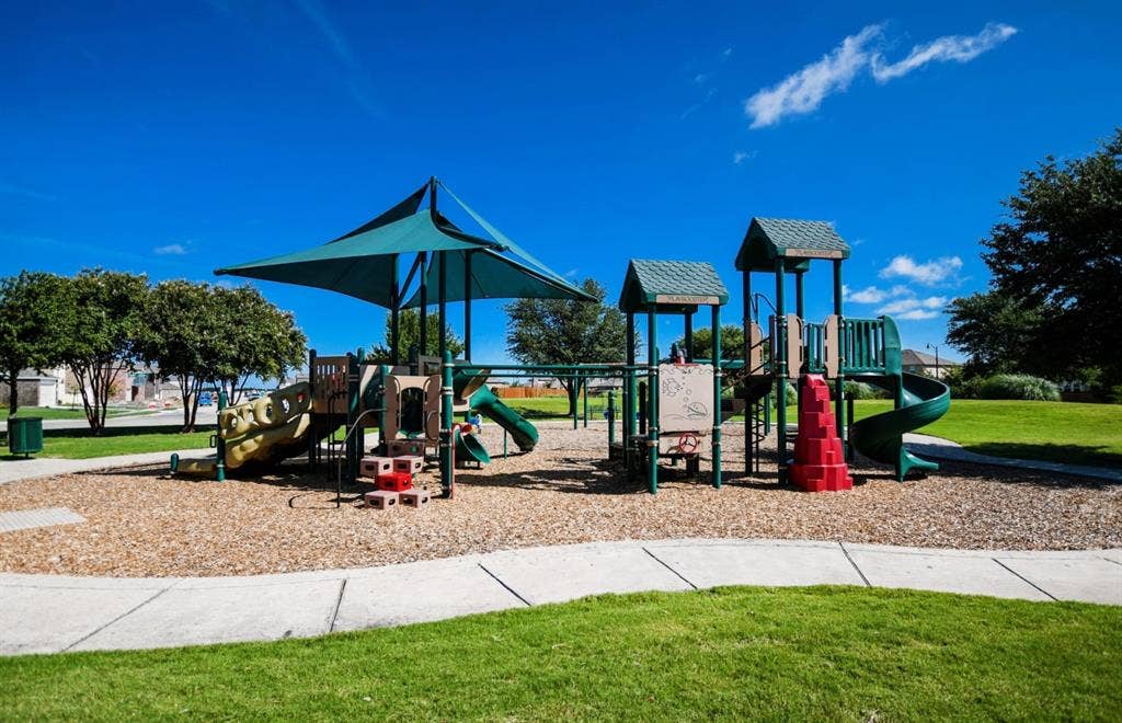 1431 Lumberton Drive, Forney, TX 75126 1431 Lumberton Drive, Forney, TX 75126