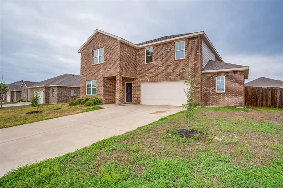 Property photo for 2621 Sagebrush Drive, Glenn Heights, TX