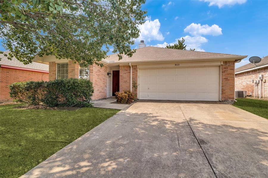 Property photo for 813 Cooper Lane, Royse City, TX