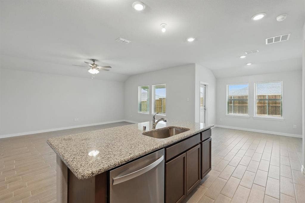 3928 Malachite Drive, Celina, TX 75009 3928 Malachite Drive, Celina, TX 75009