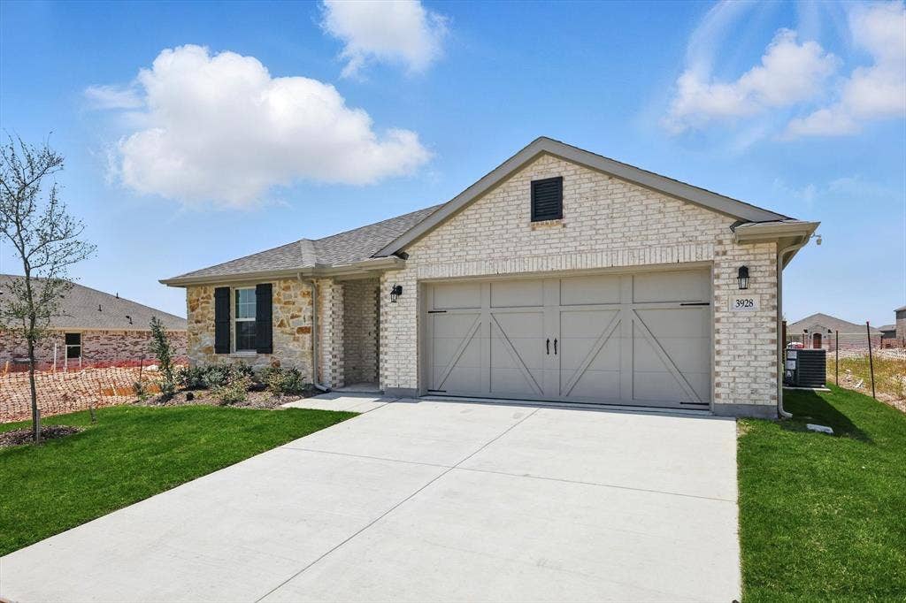3928 Malachite Drive, Celina, TX 75009 3928 Malachite Drive, Celina, TX 75009