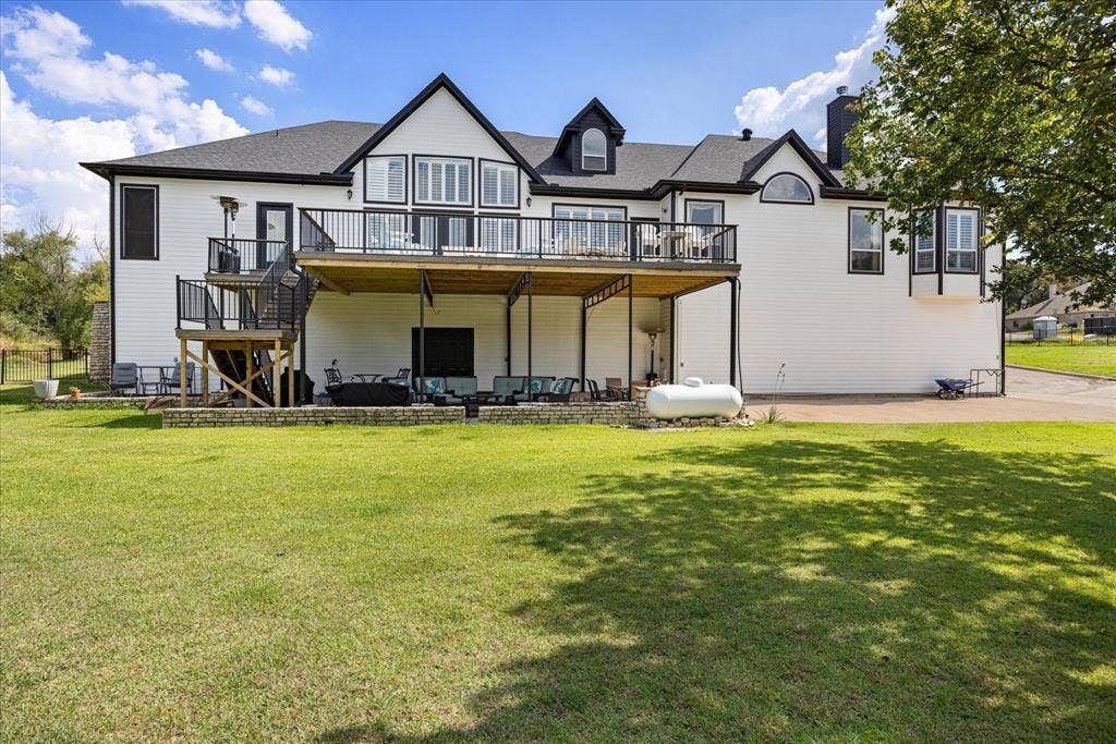 6410 Westover Drive, Granbury, TX 76049 6410 Westover Drive, Granbury, TX 76049