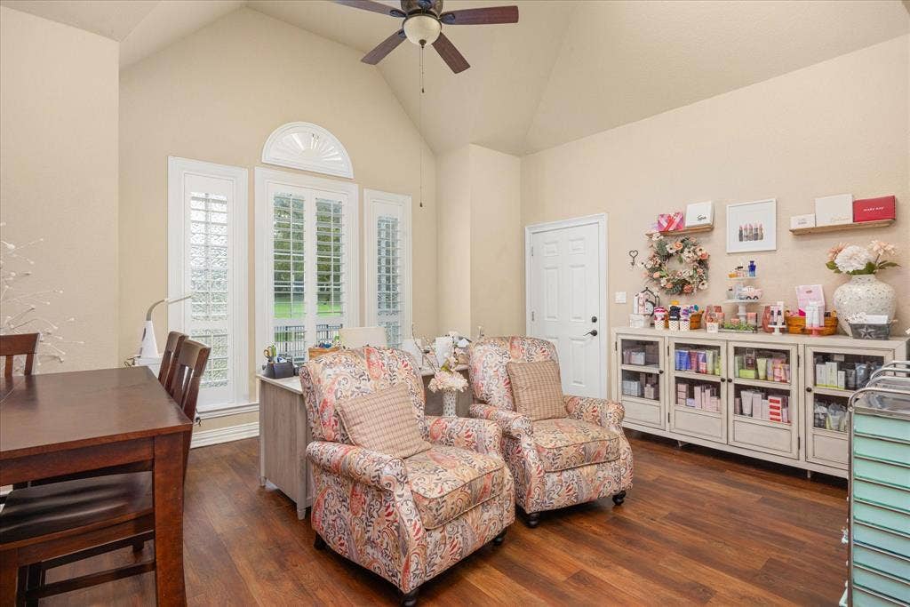 6410 Westover Drive, Granbury, TX 76049 6410 Westover Drive, Granbury, TX 76049