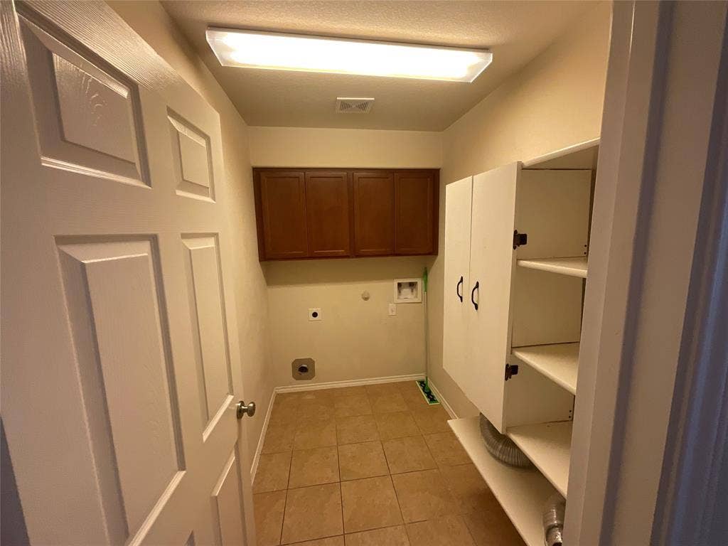 9916 Orion Drive, Temple, TX 76502 9916 Orion Drive, Temple, TX 76502