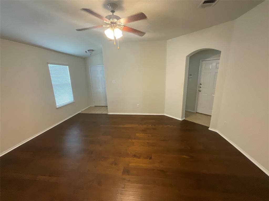 9916 Orion Drive, Temple, TX 76502 9916 Orion Drive, Temple, TX 76502