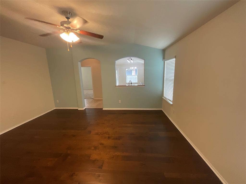 9916 Orion Drive, Temple, TX 76502 9916 Orion Drive, Temple, TX 76502