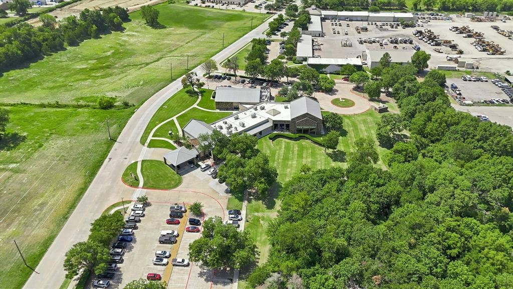 311 Bridlegate Drive, McKinney, TX 75069 Senor Center 1/2 mile away. Fully furnished fitness room, indoor heated pool for water aerobics, pool tables, library, and daily community meal options.