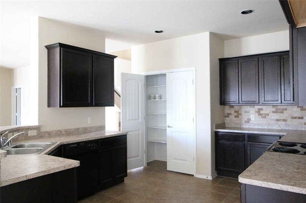 2101 Hickory Trail, Anna, TX 75409 2101 Hickory Trail, Anna, TX 75409