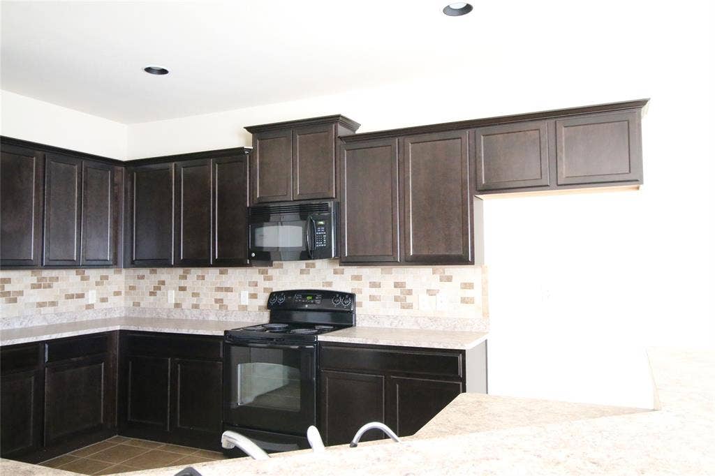 2101 Hickory Trail, Anna, TX 75409 2101 Hickory Trail, Anna, TX 75409