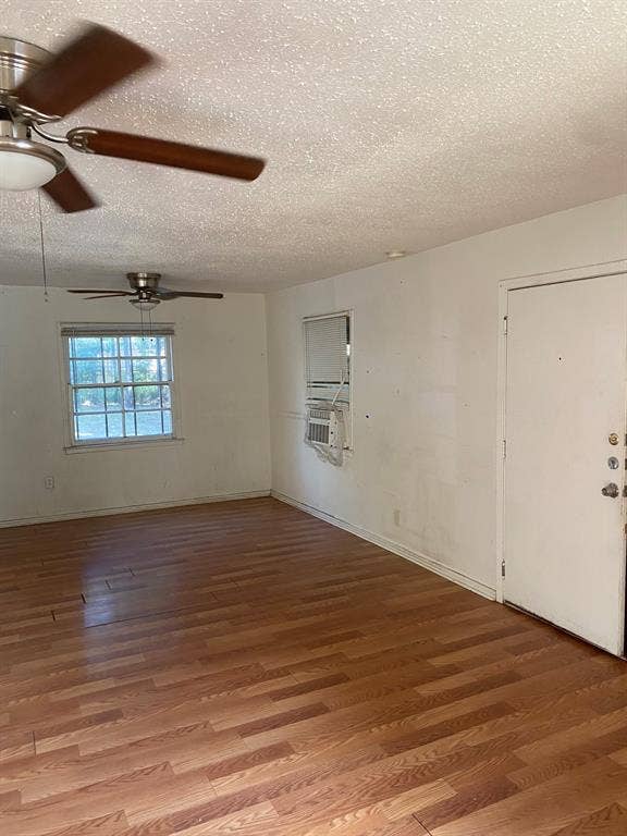 2657 Canberra Street, Dallas, TX 75224