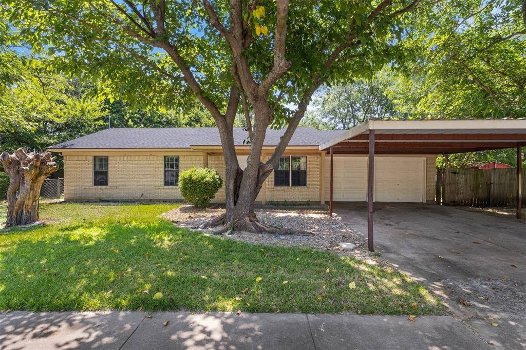337 Langley Avenue, Everman, TX 76140 337 Langley Avenue, Everman, TX 76140