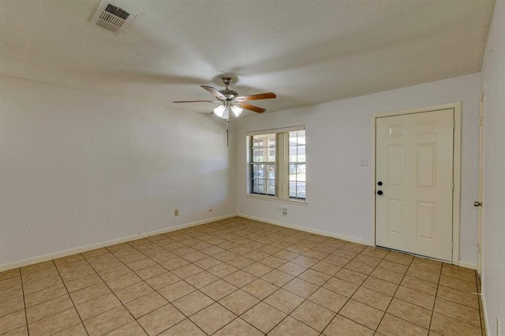 337 Langley Avenue, Everman, TX 76140 337 Langley Avenue, Everman, TX 76140