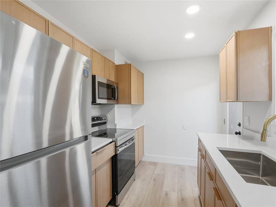 Property photo for 1721 R Avenue, #1723, Plano, TX