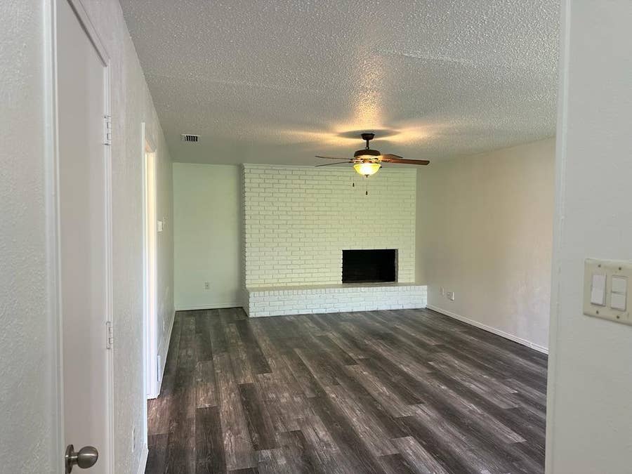 Property photo for 2818 Golfing Green Drive, Farmers Branch, TX