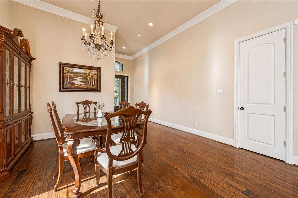 3785 Park Place, Addison, TX 75001 3785 Park Place, Addison, TX 75001