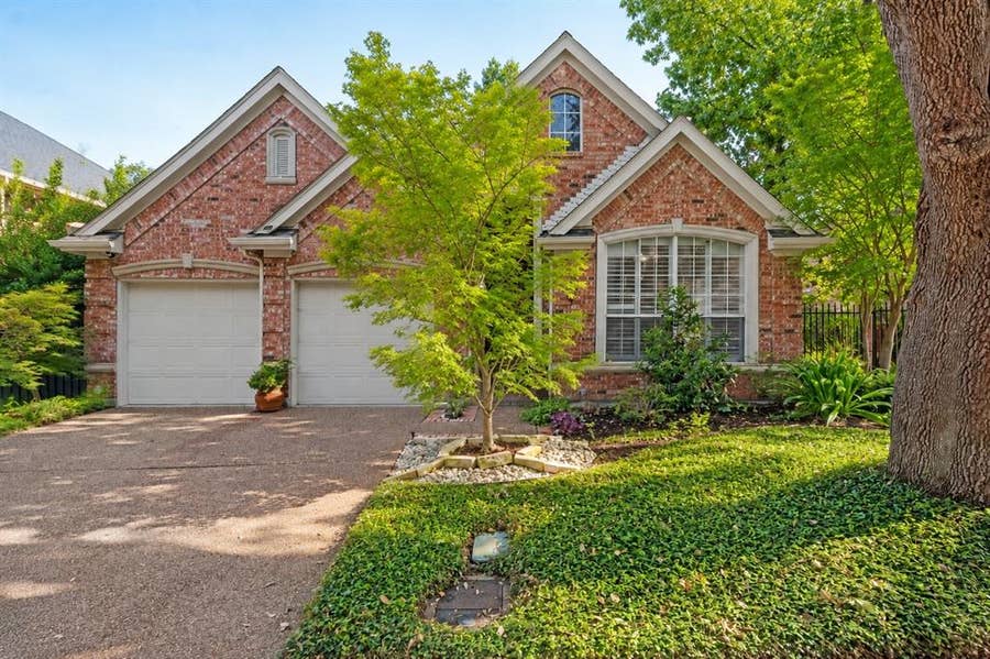 Property photo for 3785 Park Place, Addison, TX