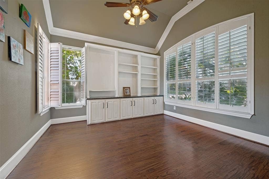 3785 Park Place, Addison, TX 75001 3785 Park Place, Addison, TX 75001