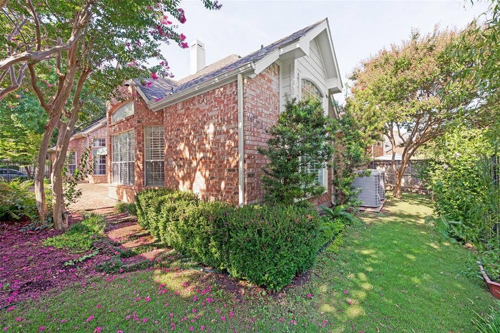 3785 Park Place, Addison, TX 75001 3785 Park Place, Addison, TX 75001
